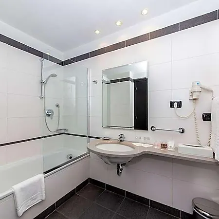 Art Olympic Hotel 4*