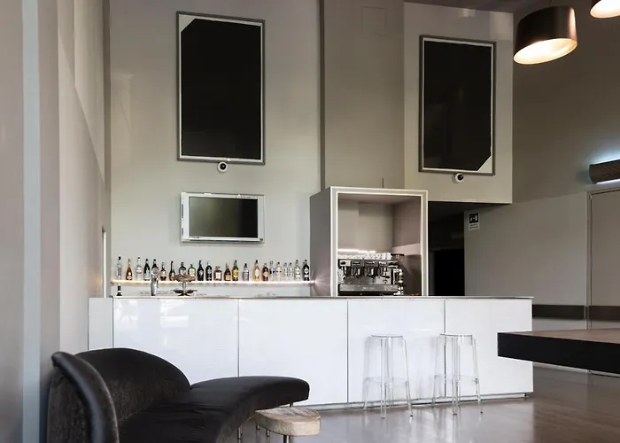 Hotel Art Olympic 4*