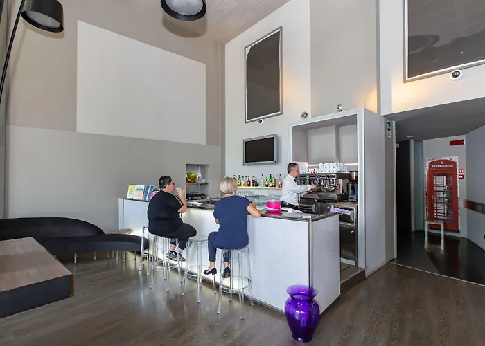 Hotel Art Olympic 4*