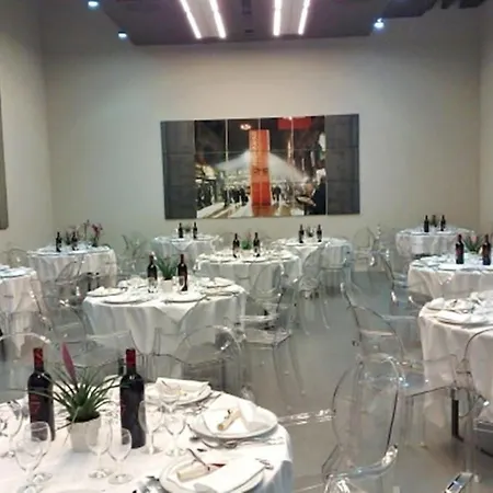 Hotel Art Olympic 4*